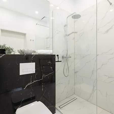 Przestronny Z Klimatyzacja, Sauna I Silownia By Renters Prestige アパート シフィノウイシチェ