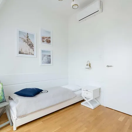 Przestronny Z Klimatyzacja, Sauna I Silownia By Renters Prestige アパート *