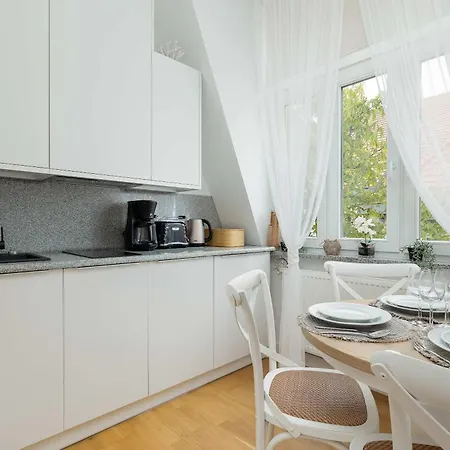 Przestronny Z Klimatyzacja, Sauna I Silownia By Renters Prestige アパート *