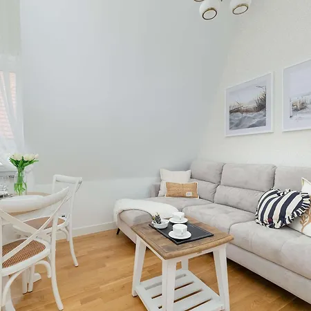 Przestronny Z Klimatyzacja, Sauna I Silownia By Renters Prestige *